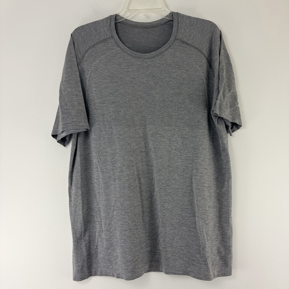 Lululemon Men Gray Metal Vent Tech Short Sleeve Shirt XL Athletic